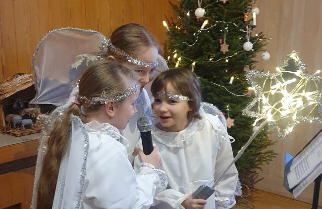 Pikkuenkelit Yhteinen Joulu -tapahtumassa